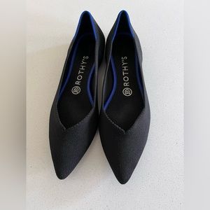 Rothy’s pointed flat